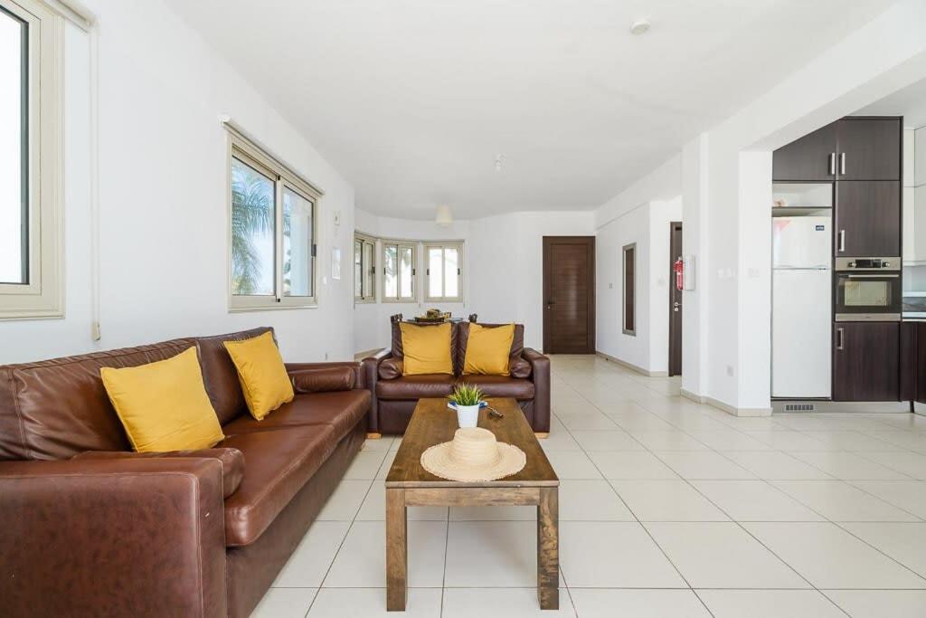 Villa Cherry Palm