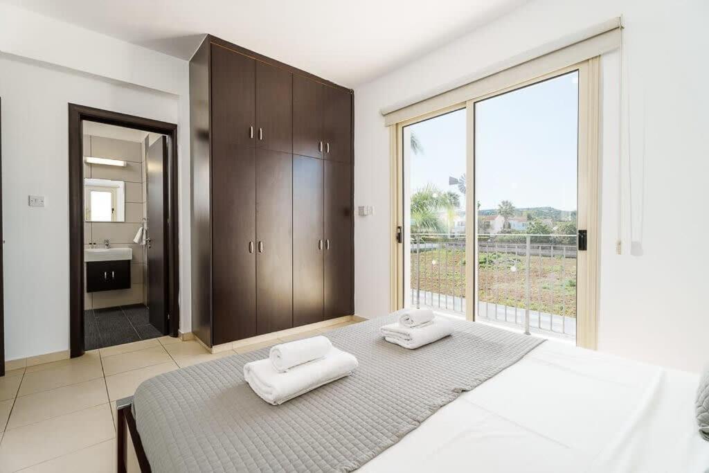 Villa Cherry Palm
