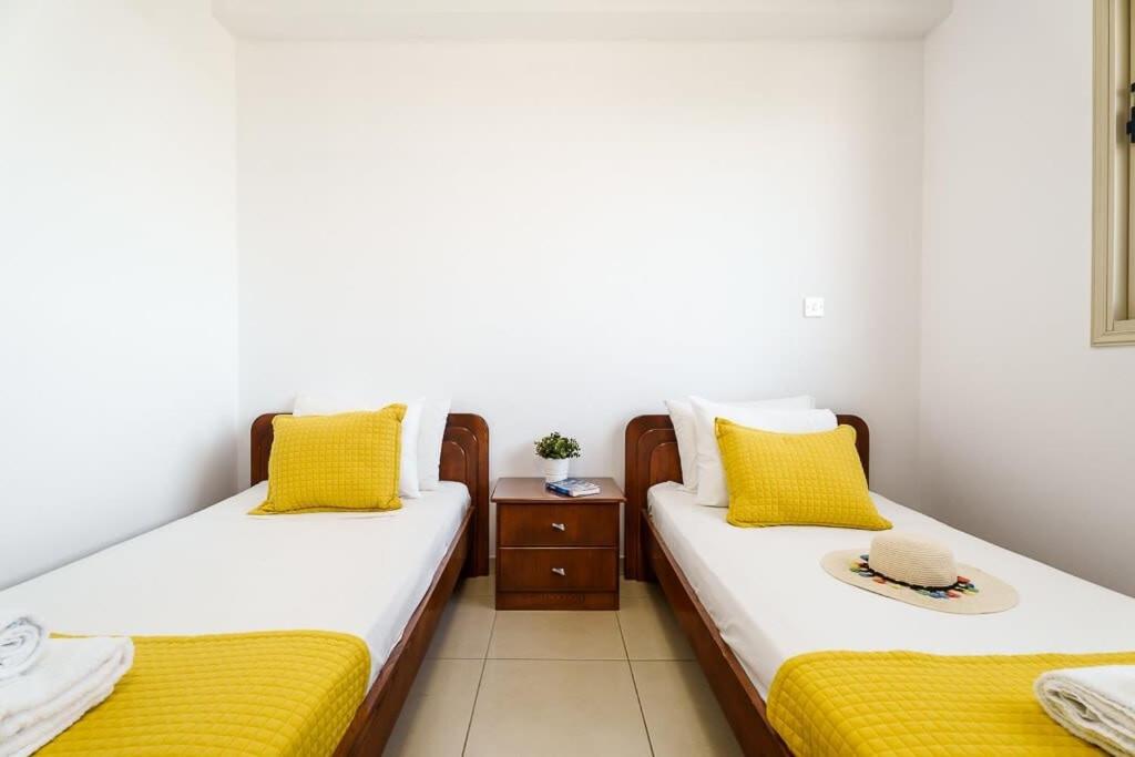 Villa Cherry Palm