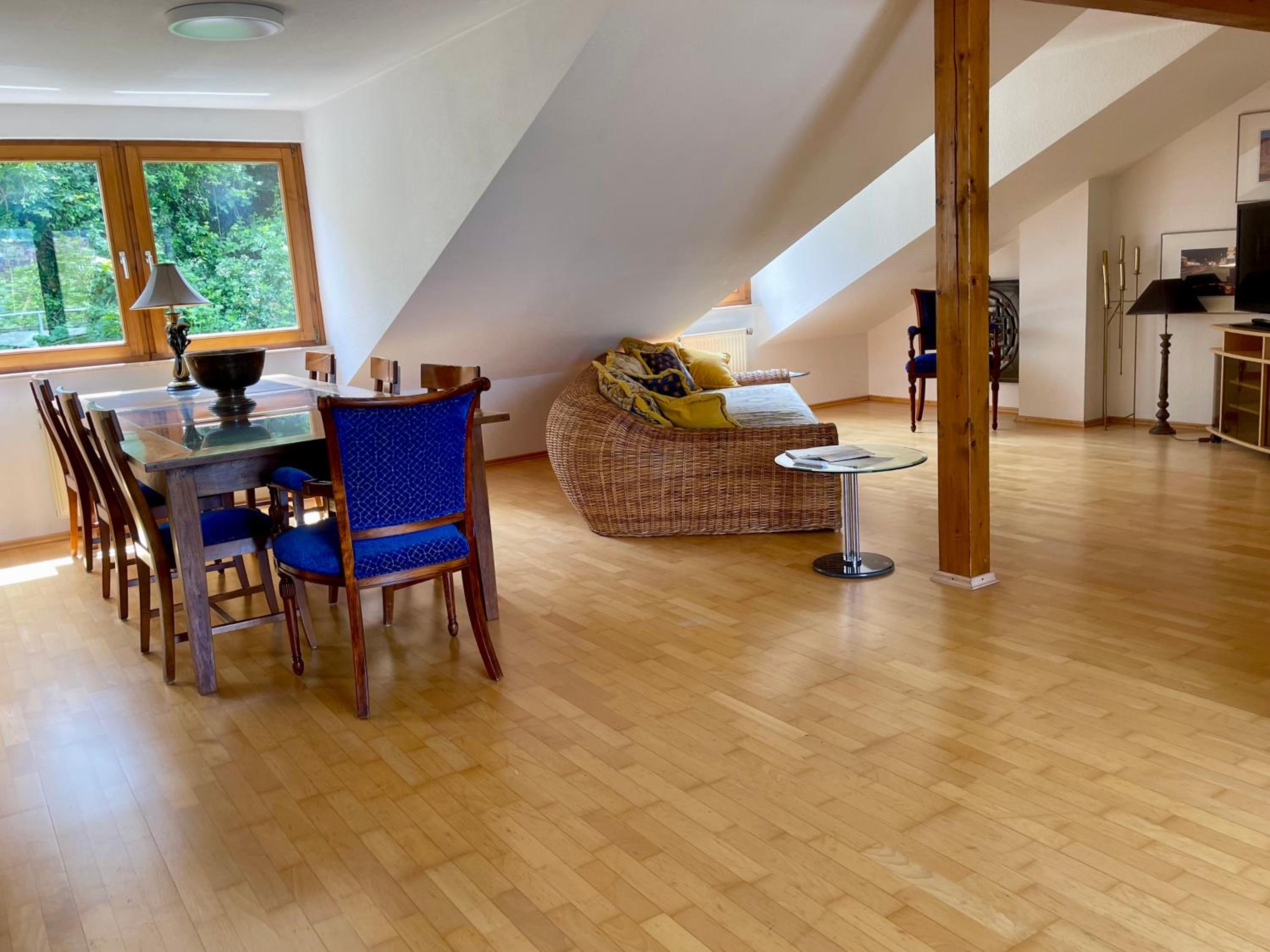 Goldstadt City Loft 3-Zimmer Balkon & Garage Zentrum Pforzheim