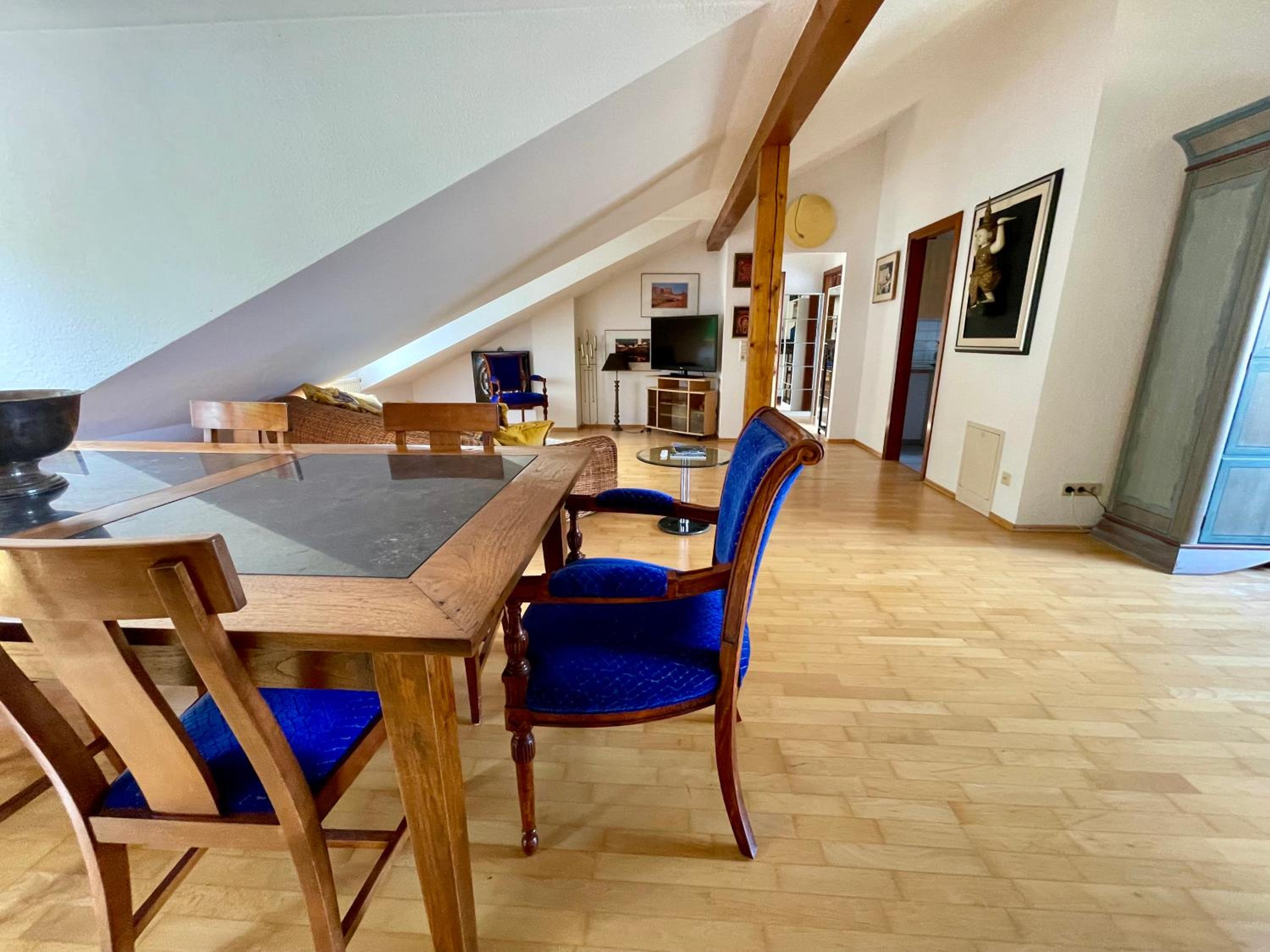 Goldstadt City Loft 3-Zimmer Balkon & Garage Zentrum Pforzheim