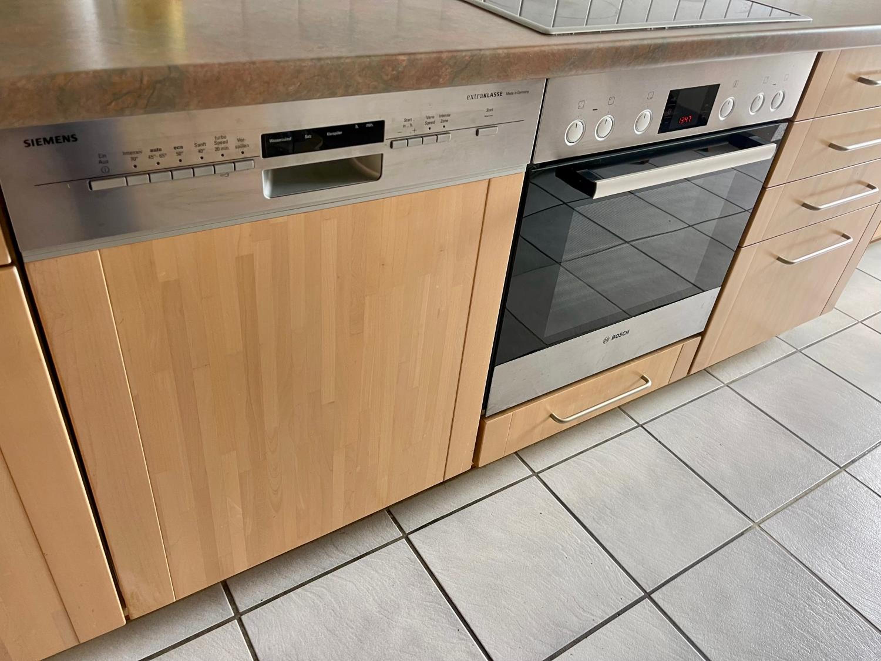 Goldstadt City Loft 3-Zimmer Balkon & Garage Zentrum Pforzheim