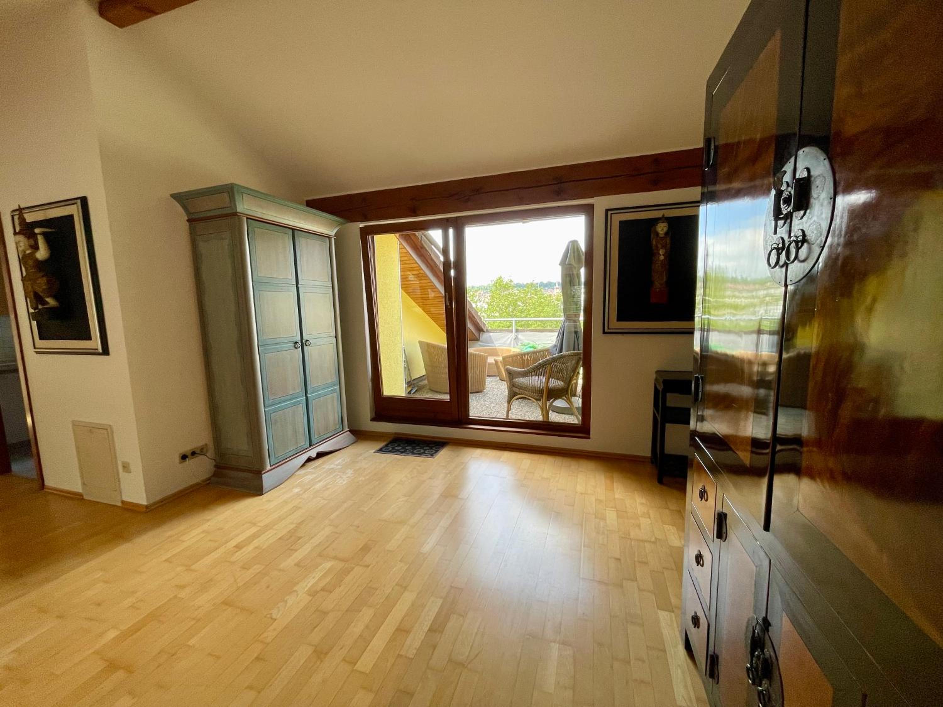 Goldstadt City Loft 3-Zimmer Balkon & Garage Zentrum Pforzheim