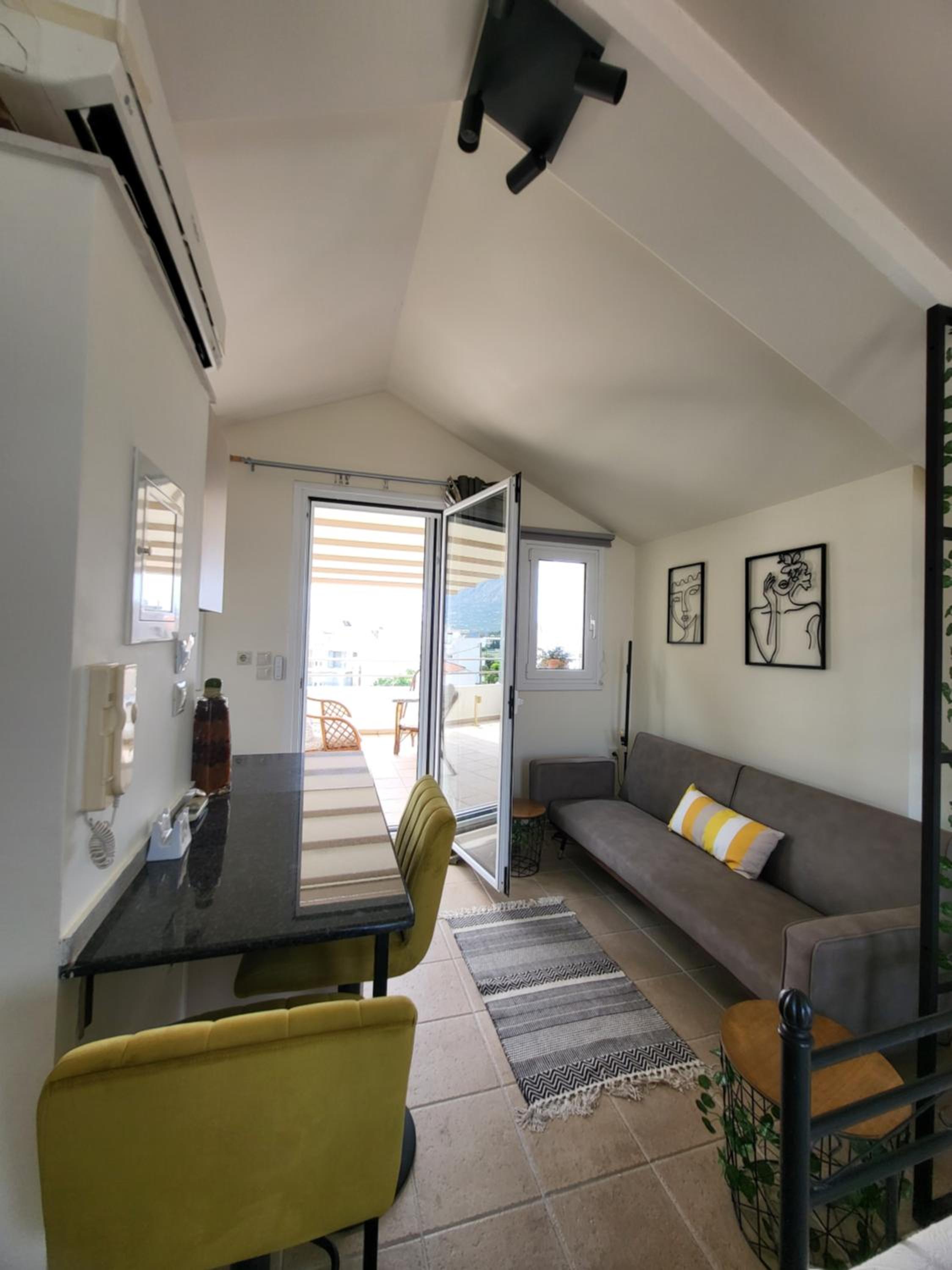 Vivere Terrace Seaside Kalamata