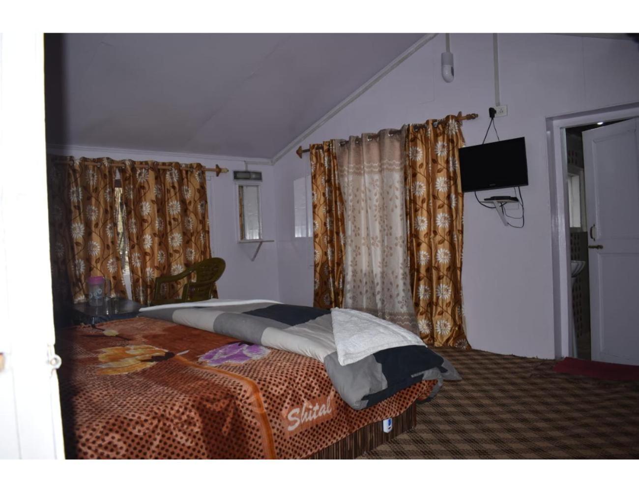 Photo 12