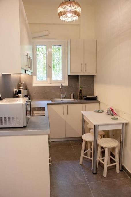 Apartment of the green square