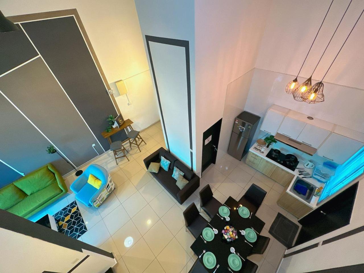 Pandan Residence Duplex Penthouse Near to CIQ Johor Bahru Town 3R 13Pax B01