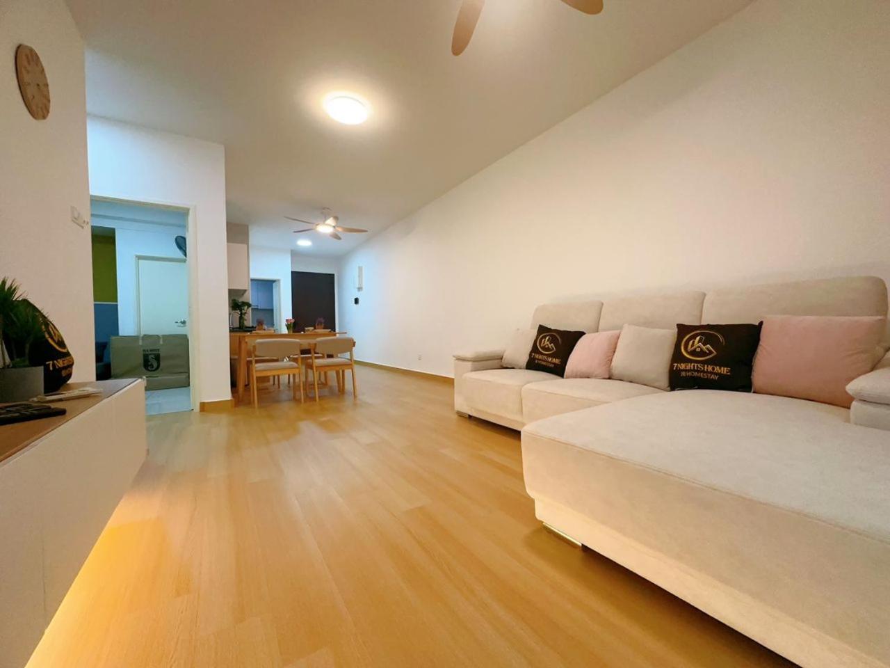 Sweet KSL Residence 1 Taman Daya 3R 6pax B06