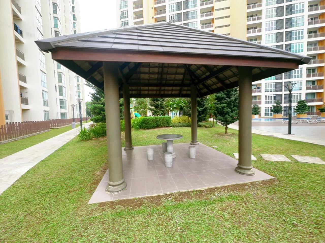 Sweet KSL Residence 1 Taman Daya 3R 6pax B06