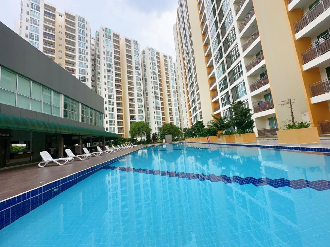 Sweet KSL Residence 1 Taman Daya 3R 6pax B06