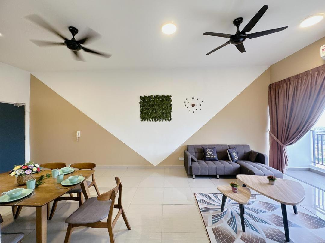 Serene Centra Residence Bandar Dato Onn 3R 10Pax A11