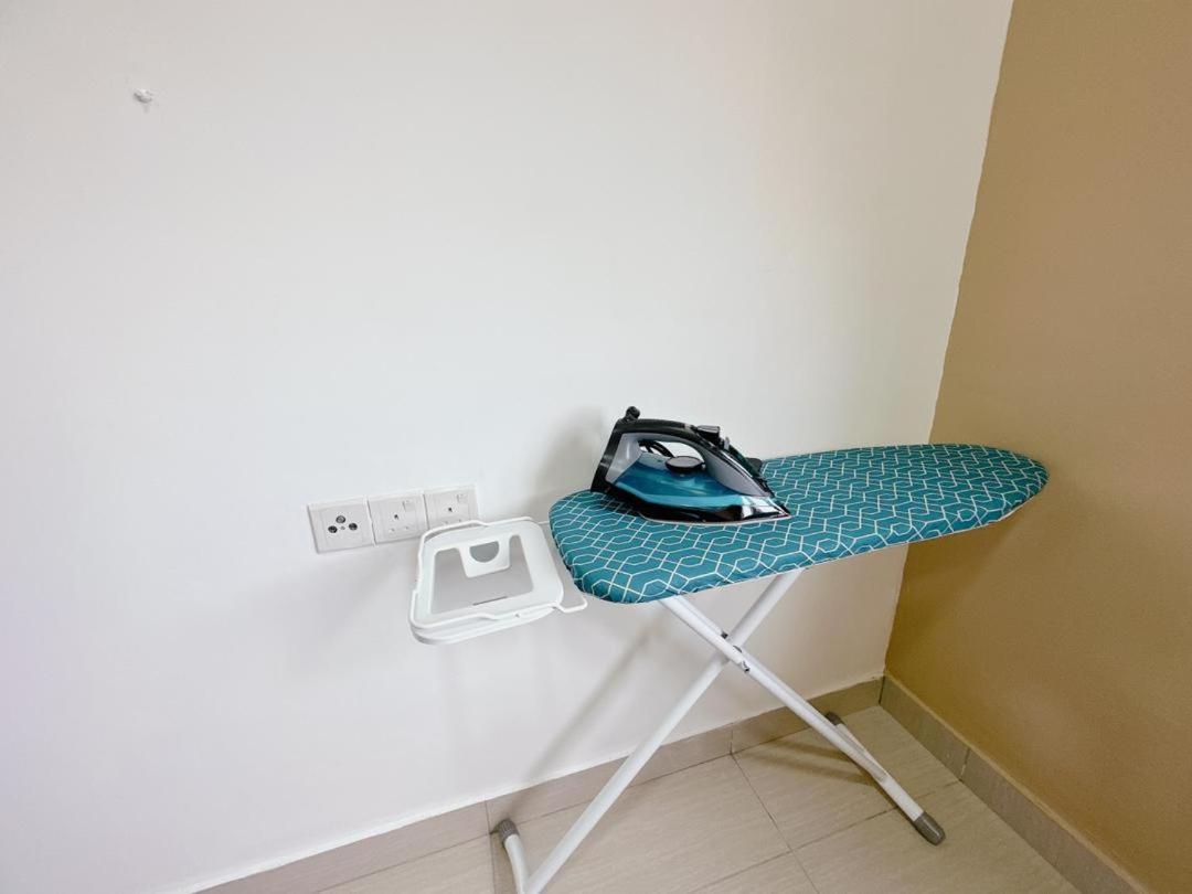 Serene Centra Residence Bandar Dato Onn 3R 10Pax A11