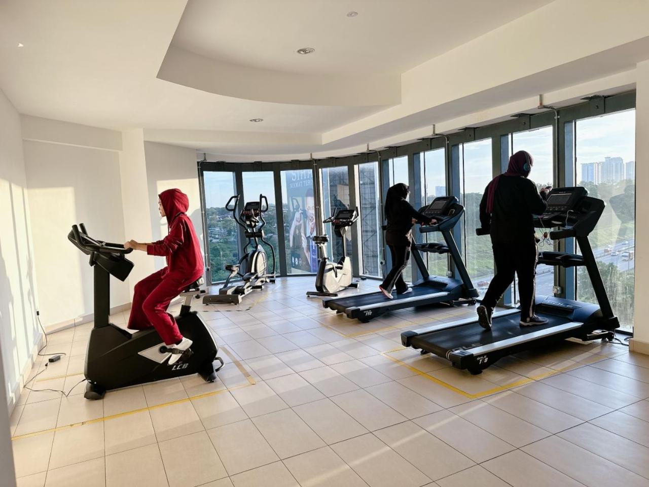 Serene Centra Residence Bandar Dato Onn 3R 10Pax A11
