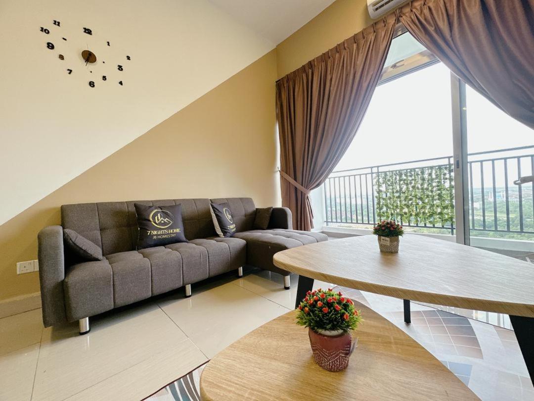 Serene Centra Residence Bandar Dato Onn 3R 10Pax A11