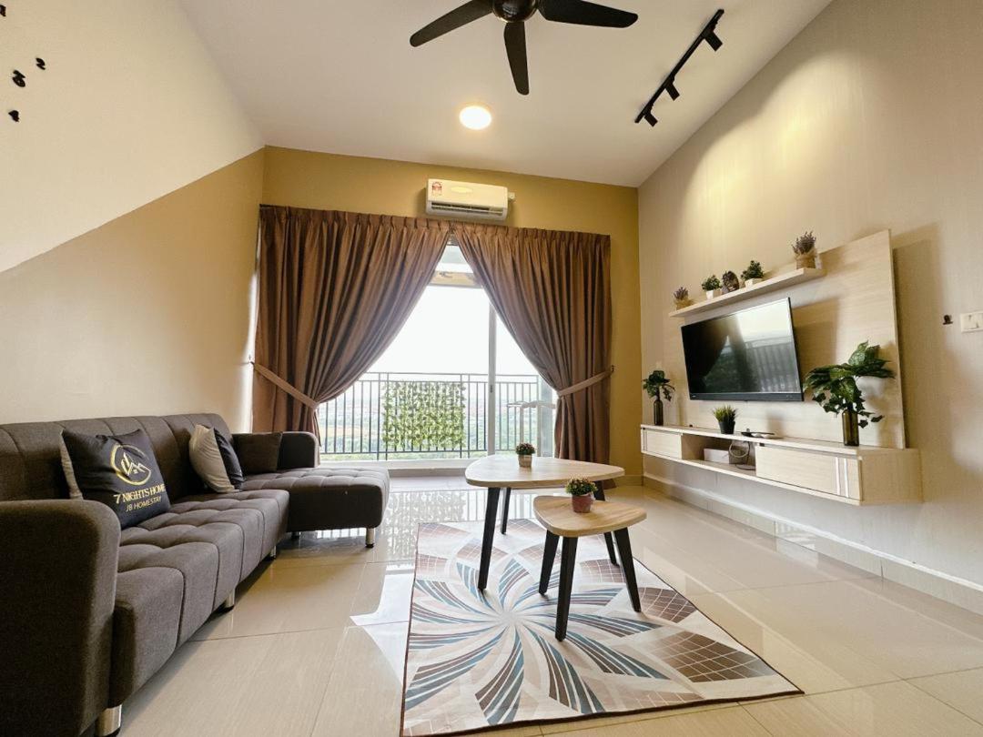 Serene Centra Residence Bandar Dato Onn 3R 10Pax A11