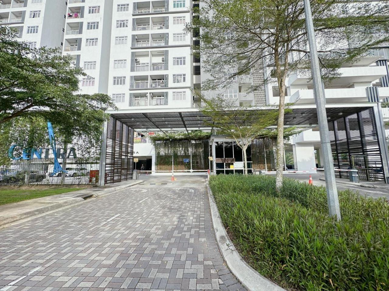 Serene Centra Residence Bandar Dato Onn 3R 10Pax A11