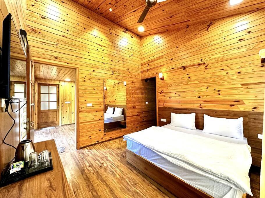 Luxury 5 Bedroom Cottage Country Homes