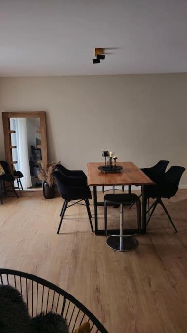 Neues-Helles-Modernes Haus