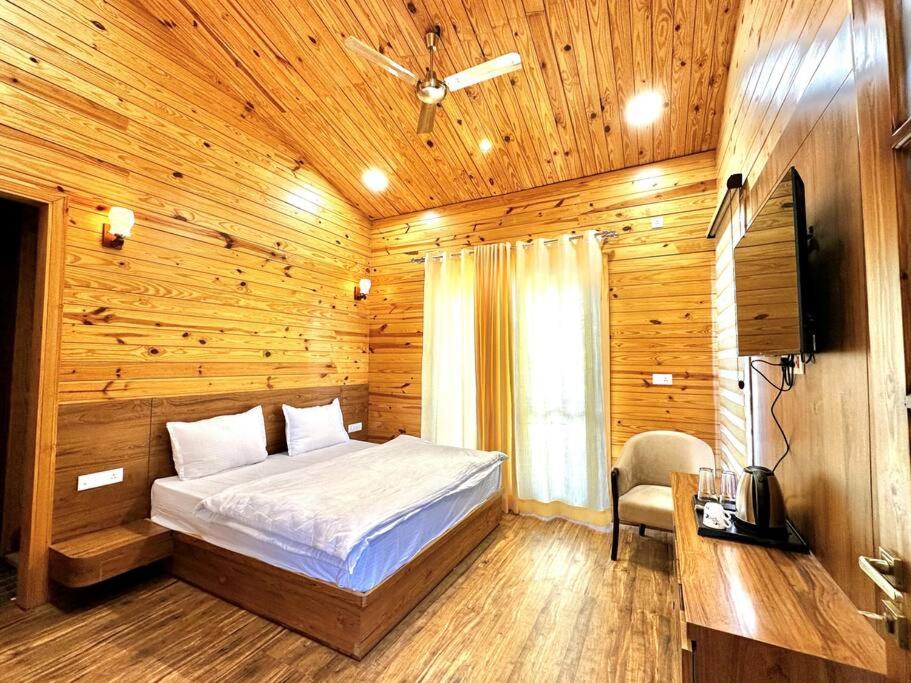 Luxury 5 Bedroom Cottage Country Homes