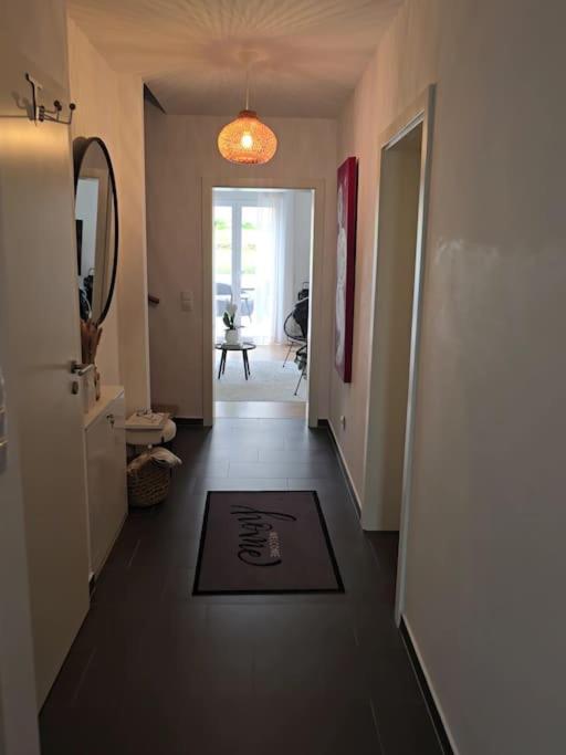 Neues-Helles-Modernes Haus