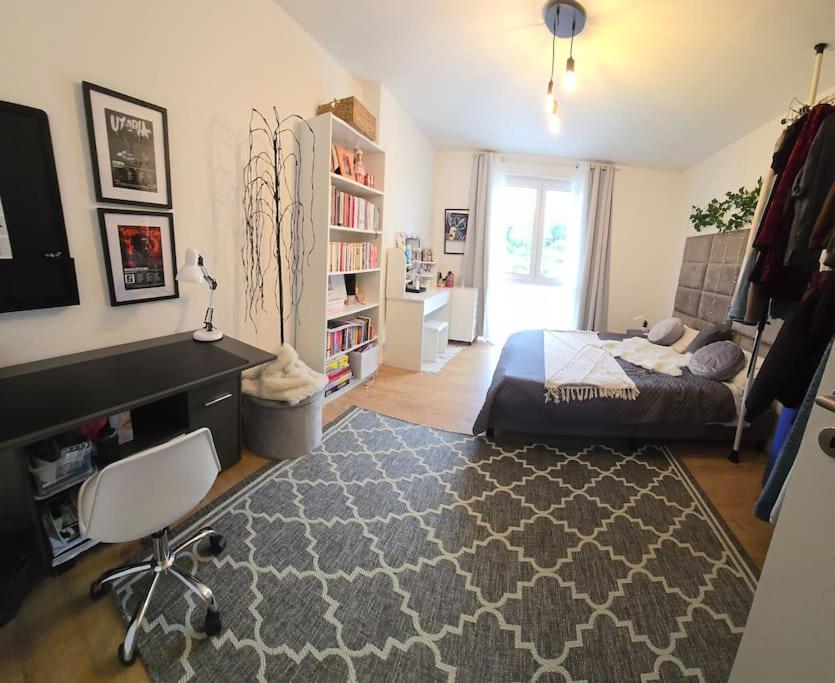 Neues-Helles-Modernes Haus