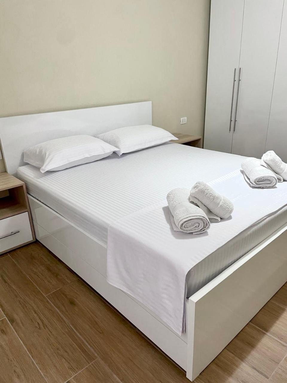 Shkodra Central Apartment KEJA photo 2