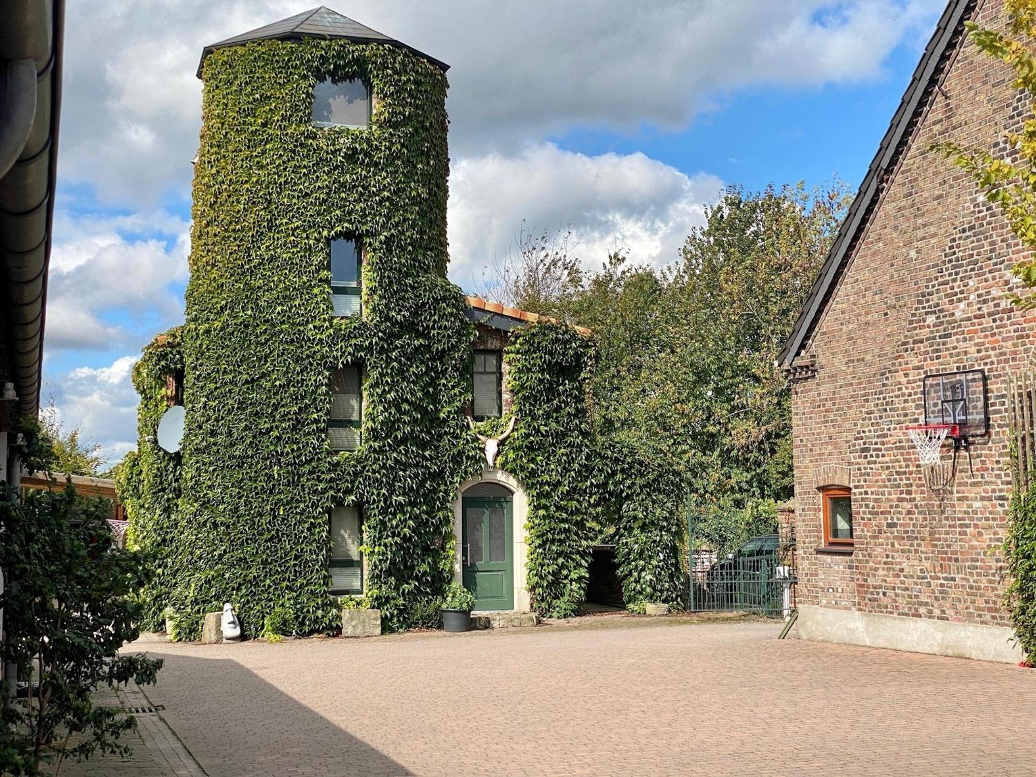 Turm auf altem Bauernhof