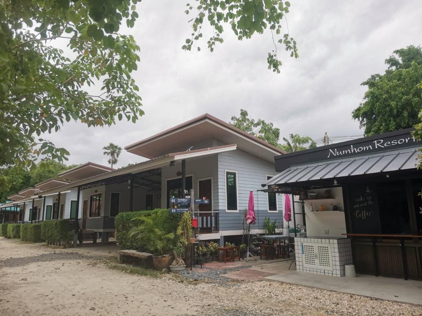 Numhom Resort