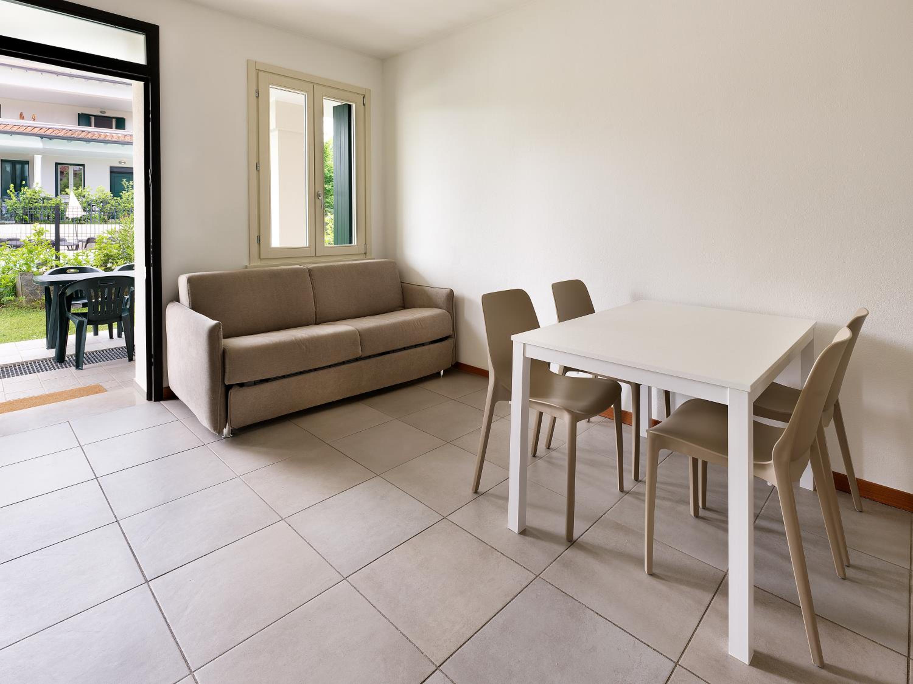 RESIDENCE FIORE ROSSO