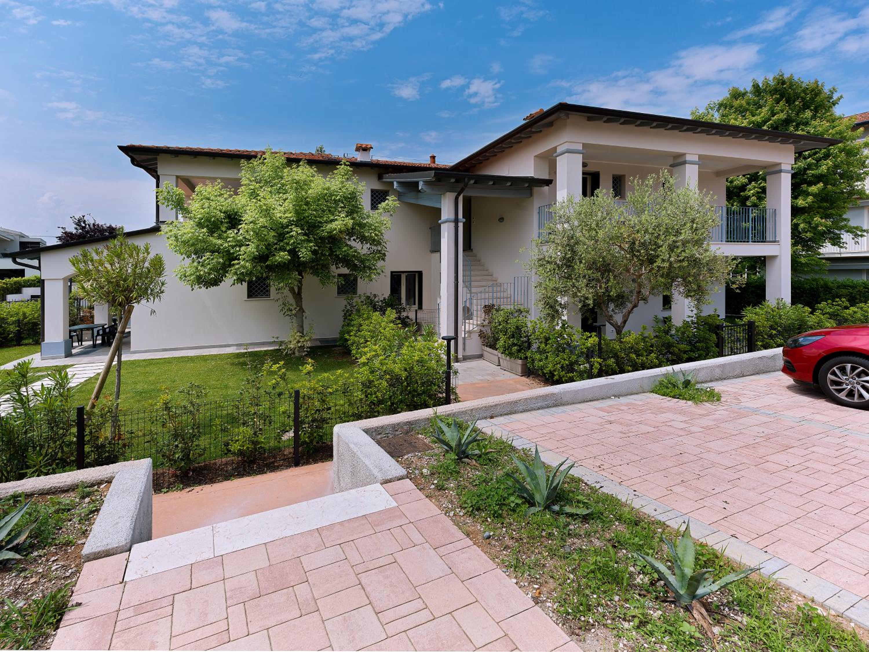 RESIDENCE FIORE ROSSO