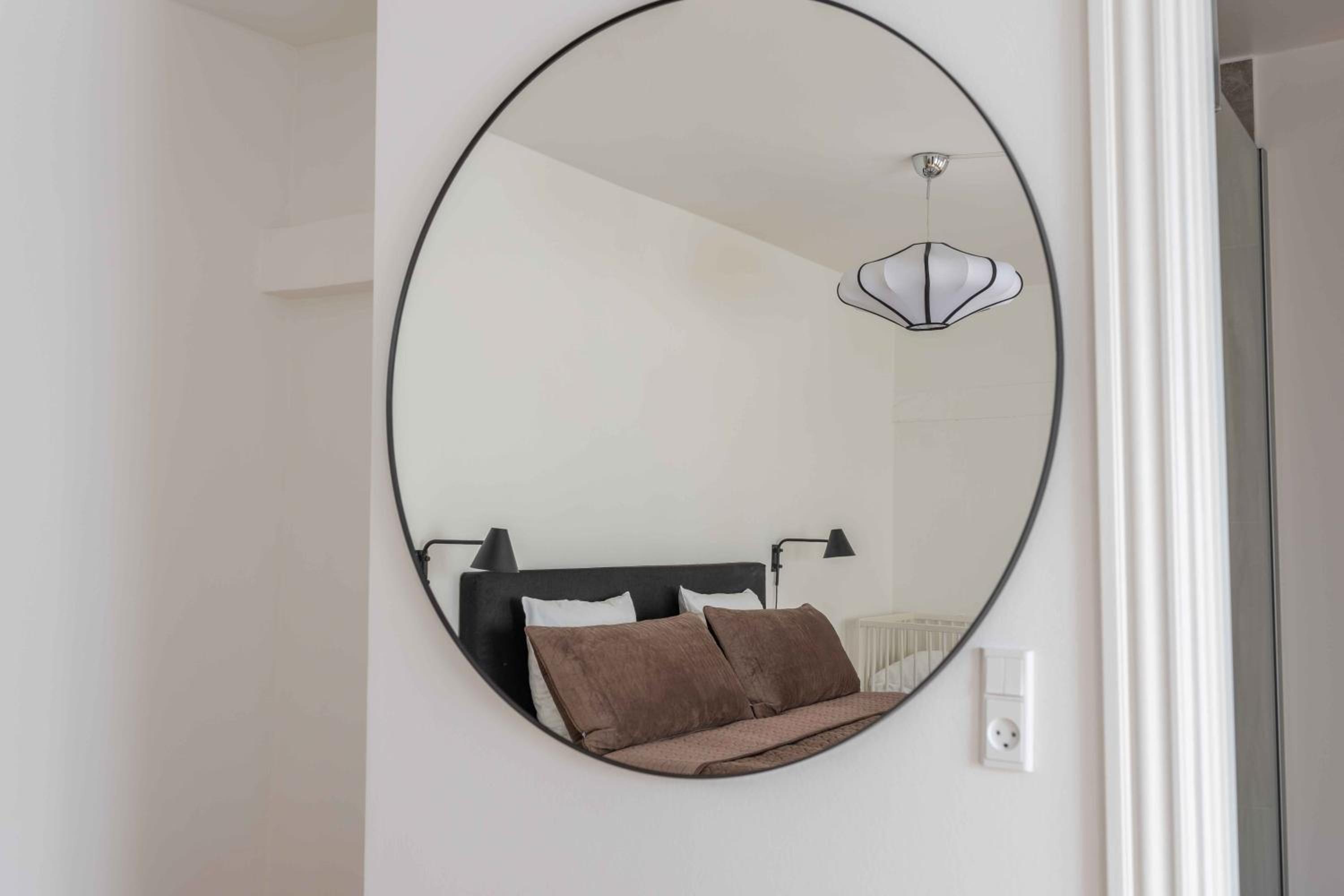 Stylish Apartment on Lively Street in Downtown