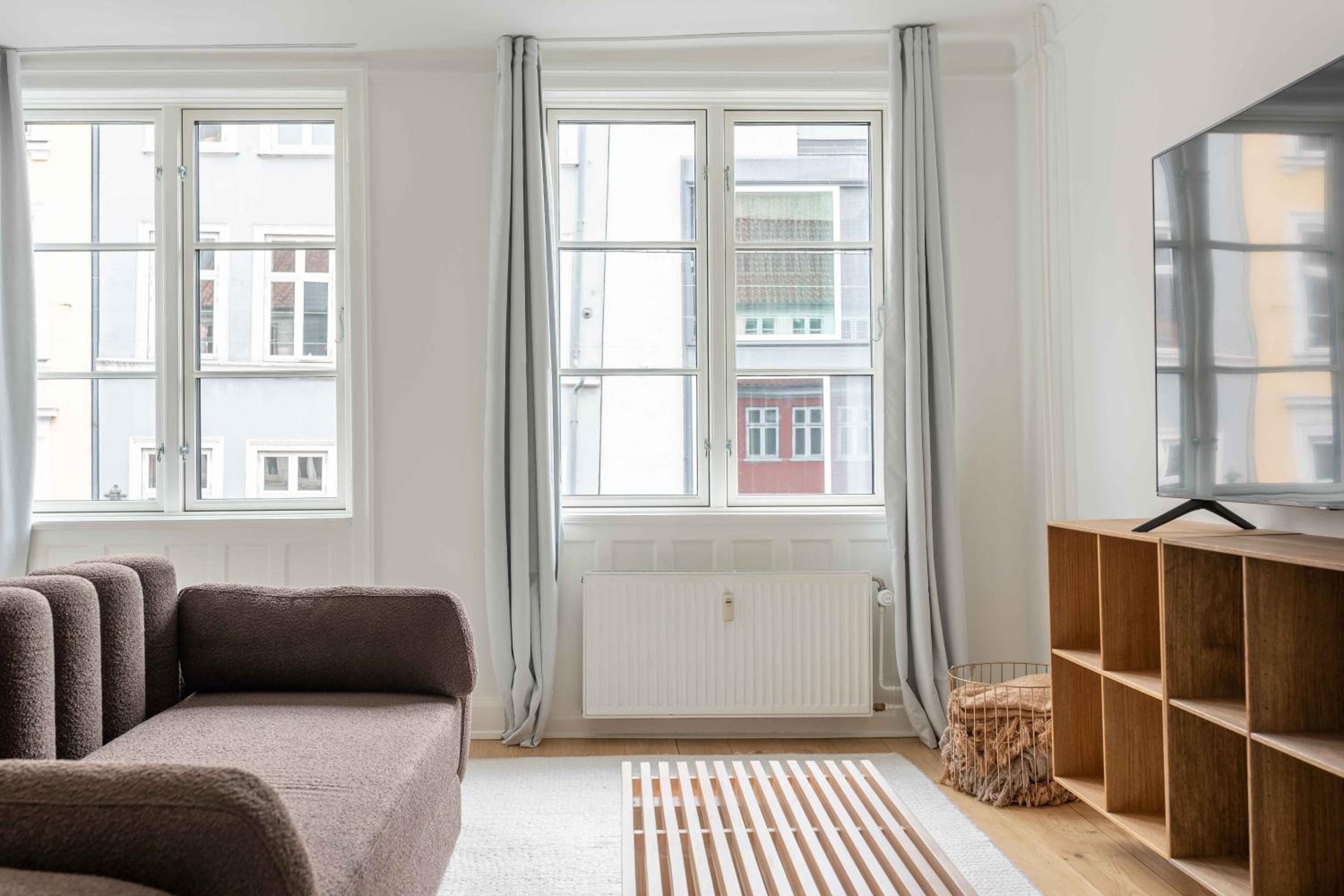 Stylish Apartment on Lively Street in Downtown