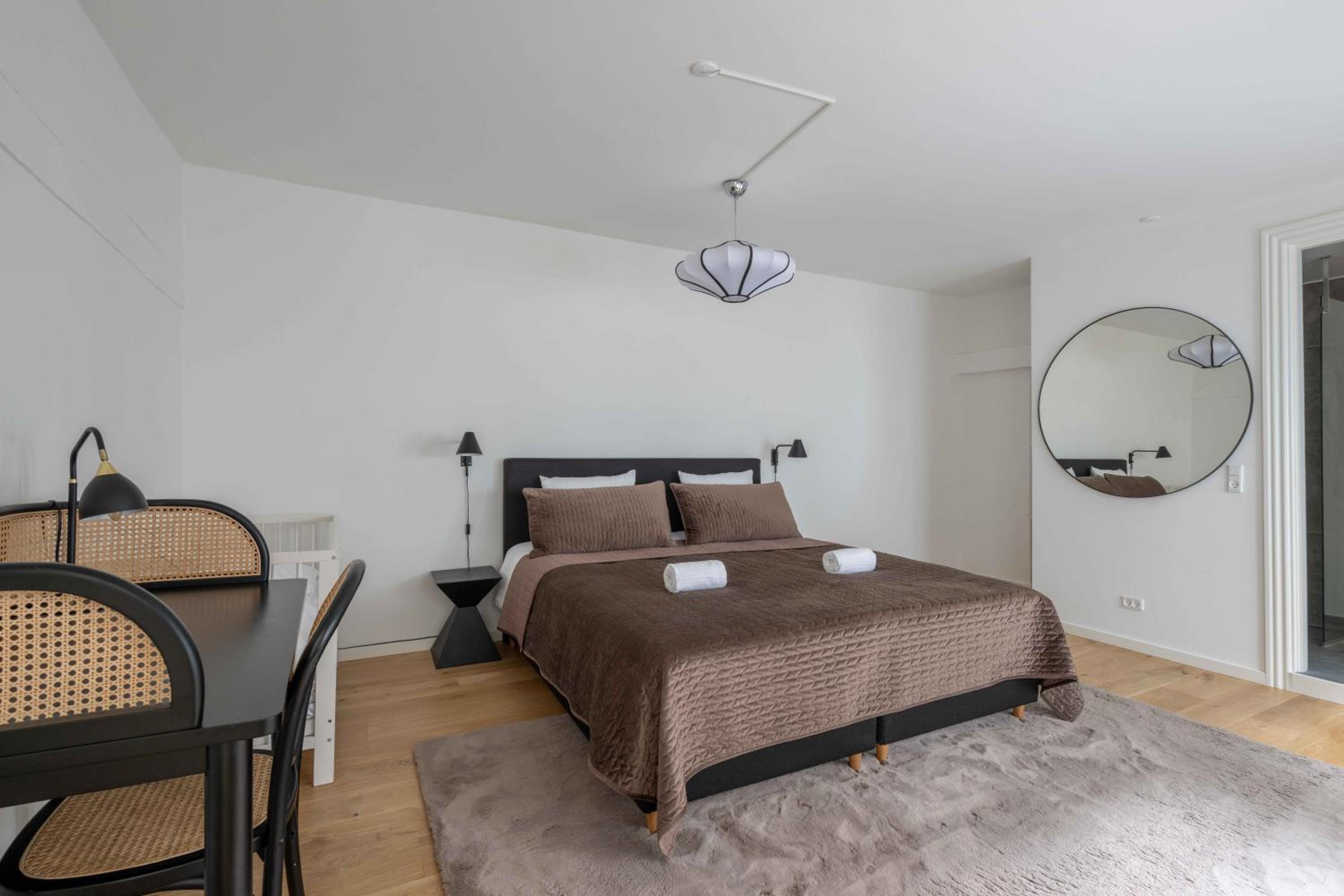 Stylish Apartment on Lively Street in Downtown
