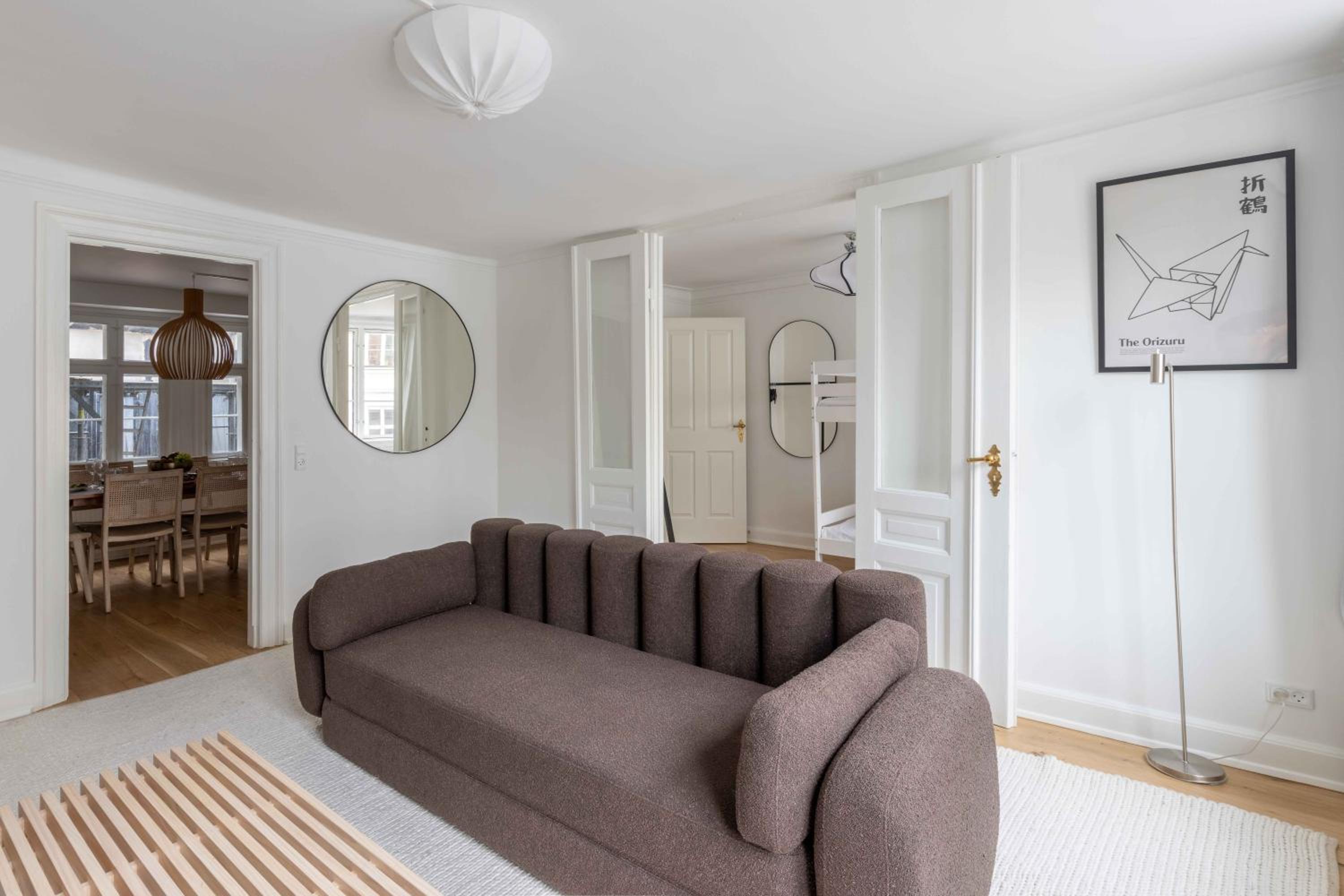 Stylish Apartment on Lively Street in Downtown