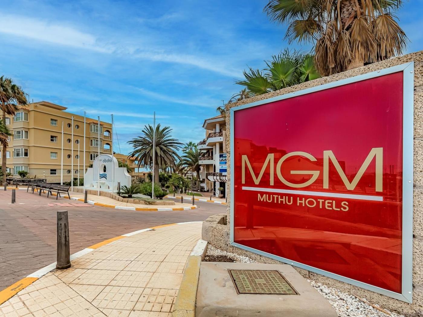 Apartment in Golf del Sur with heated pool view 3