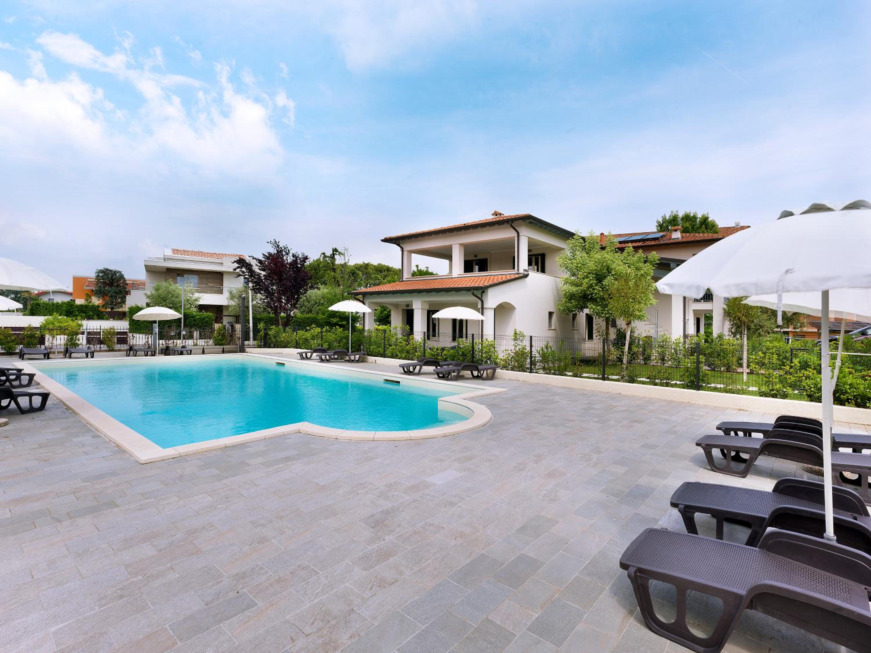 RESIDENCE FIORE ROSSO