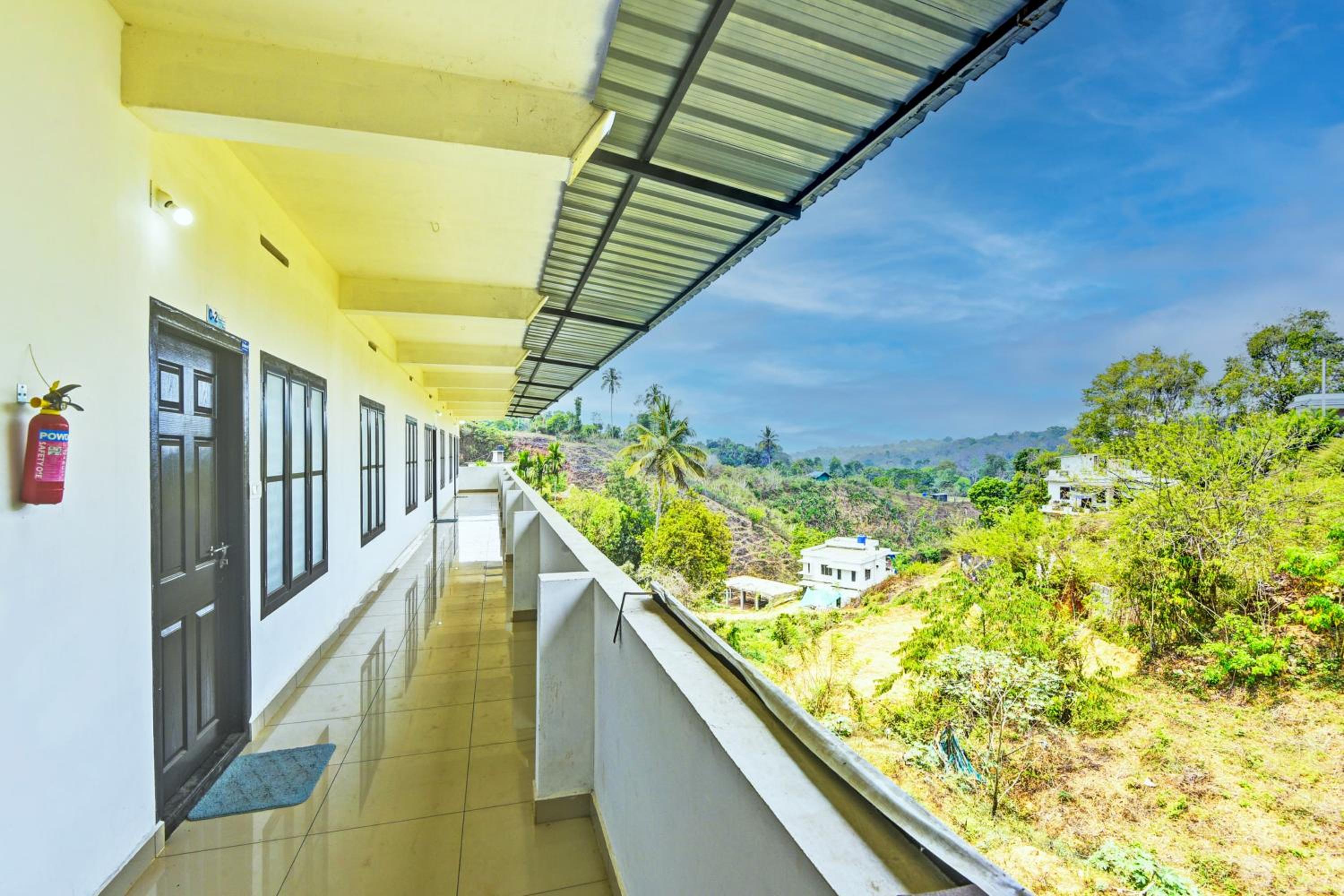 Hotel O Blue Sky Apartment