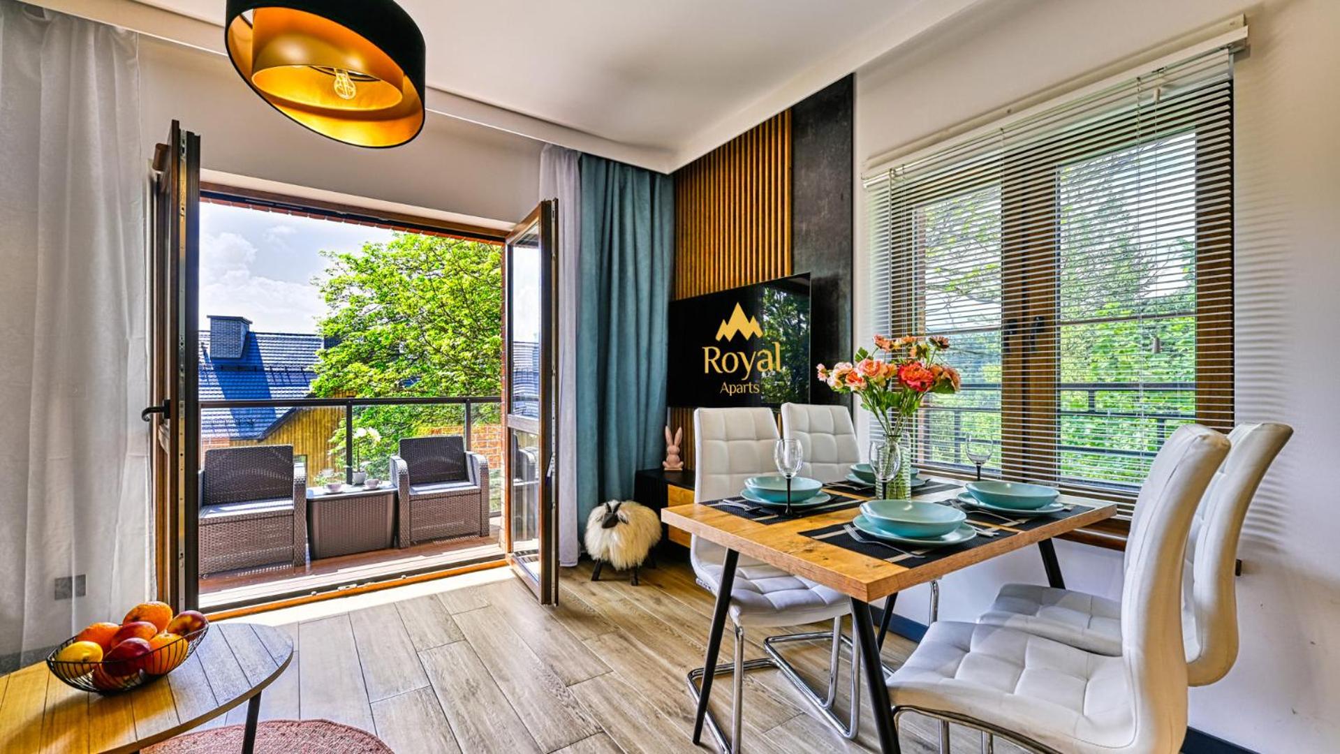 ROYAL APARTS Green Park Resort VIP z basenami, saunami, jacuzzi i siłownią