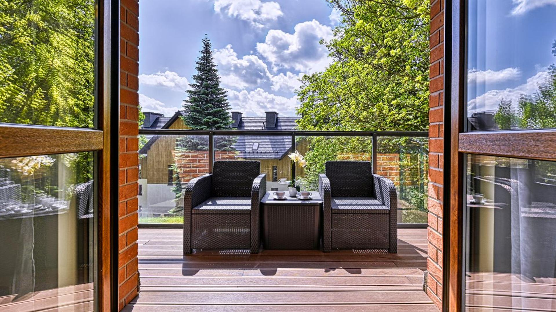ROYAL APARTS Green Park Resort VIP z basenami, saunami, jacuzzi i siłownią