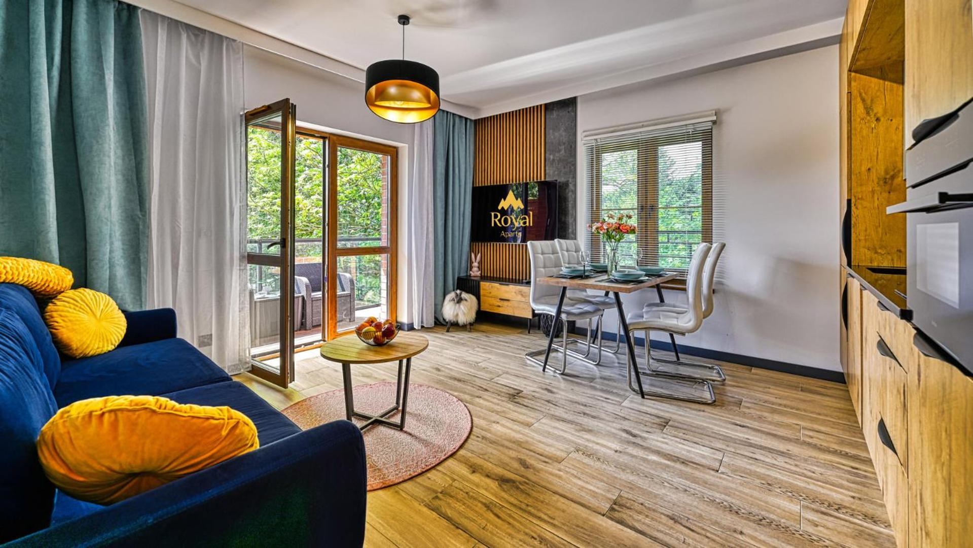 ROYAL APARTS Green Park Resort VIP z basenami, saunami, jacuzzi i siłownią