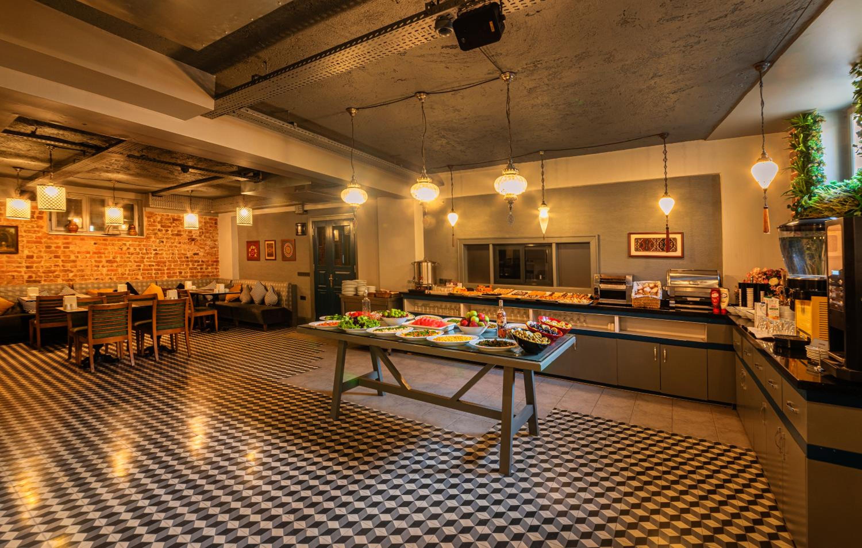 Azade Premier Otel - Image 12