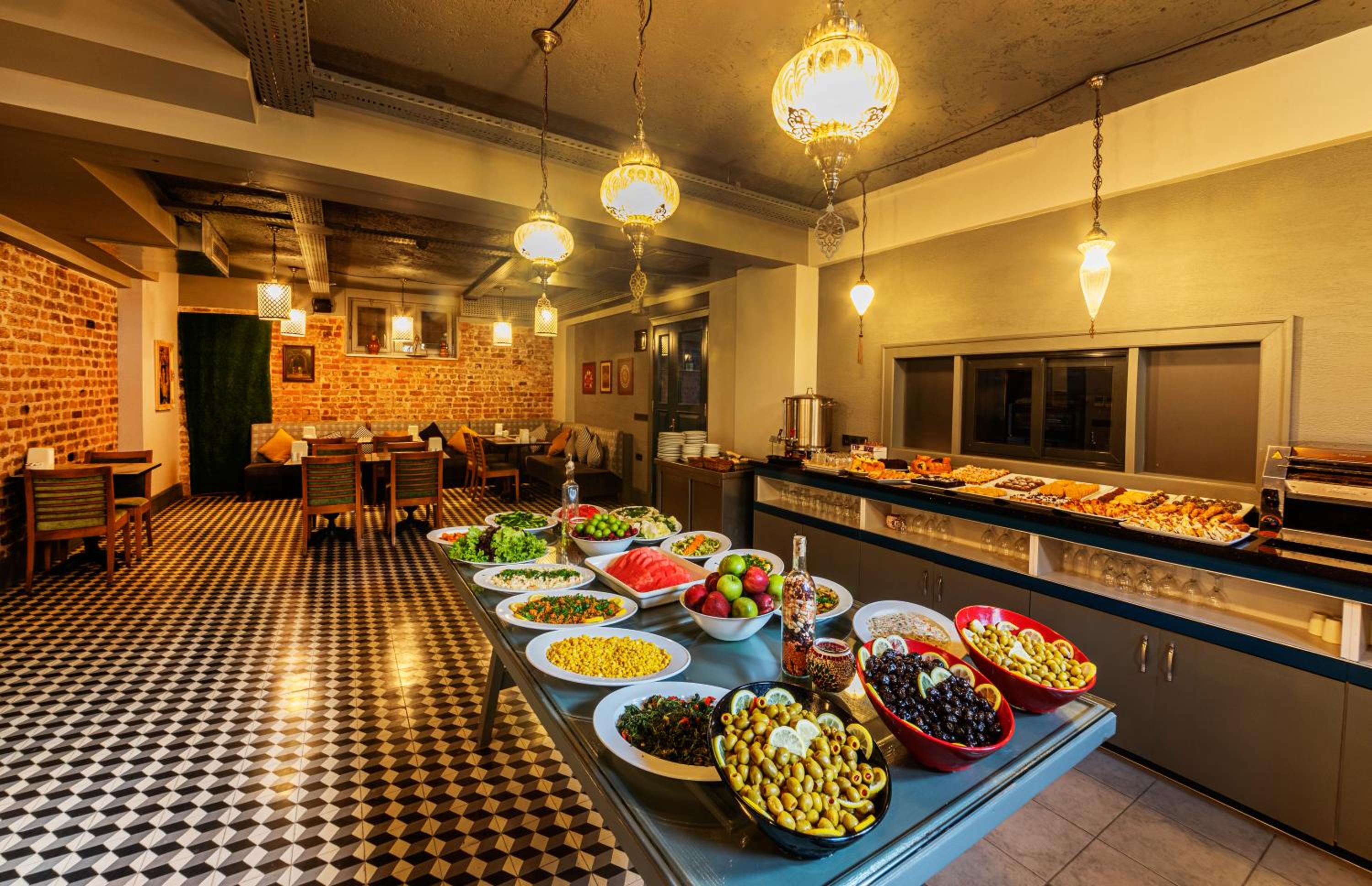 Azade Premier Otel - Image 13