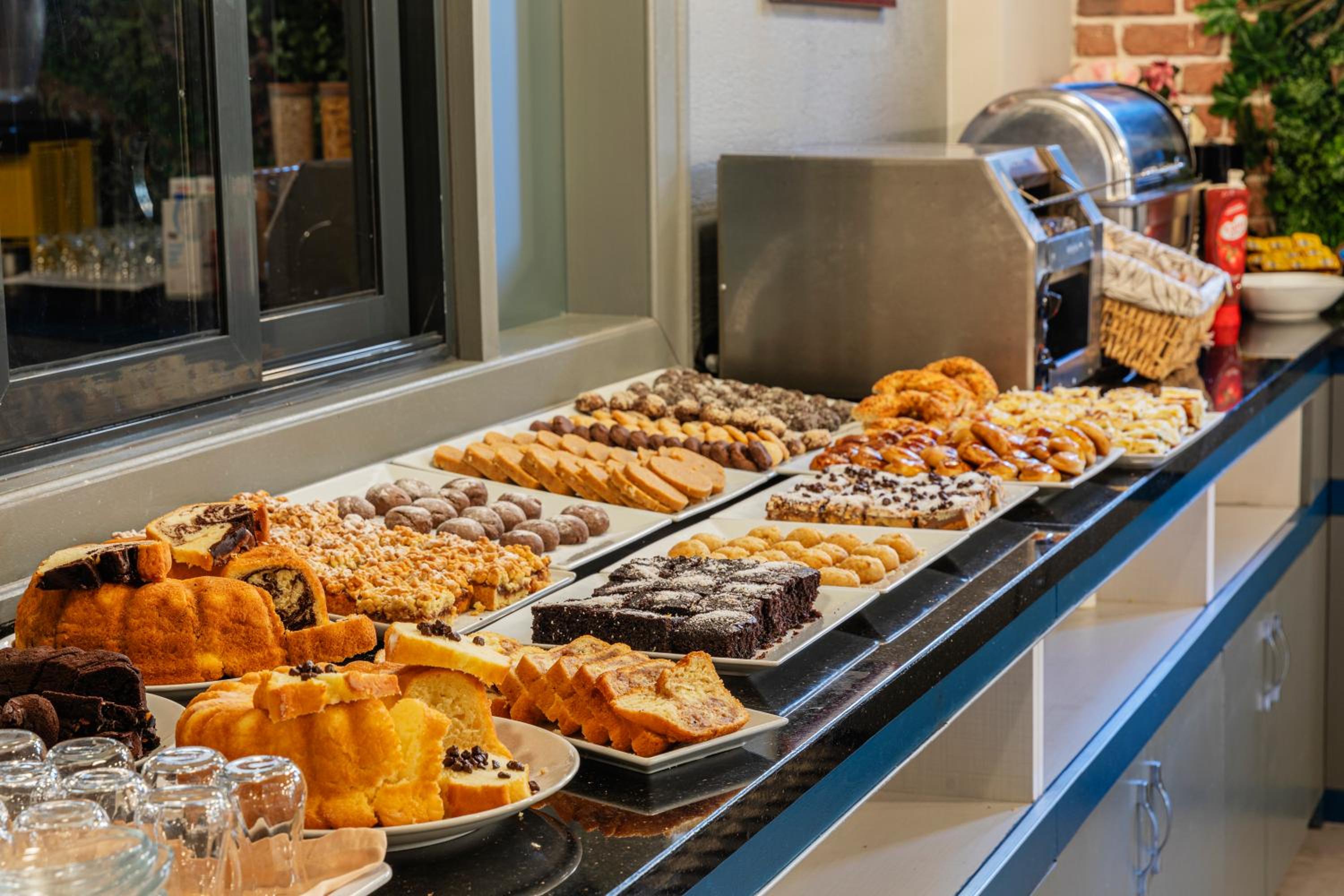 Azade Premier Otel - Image 15