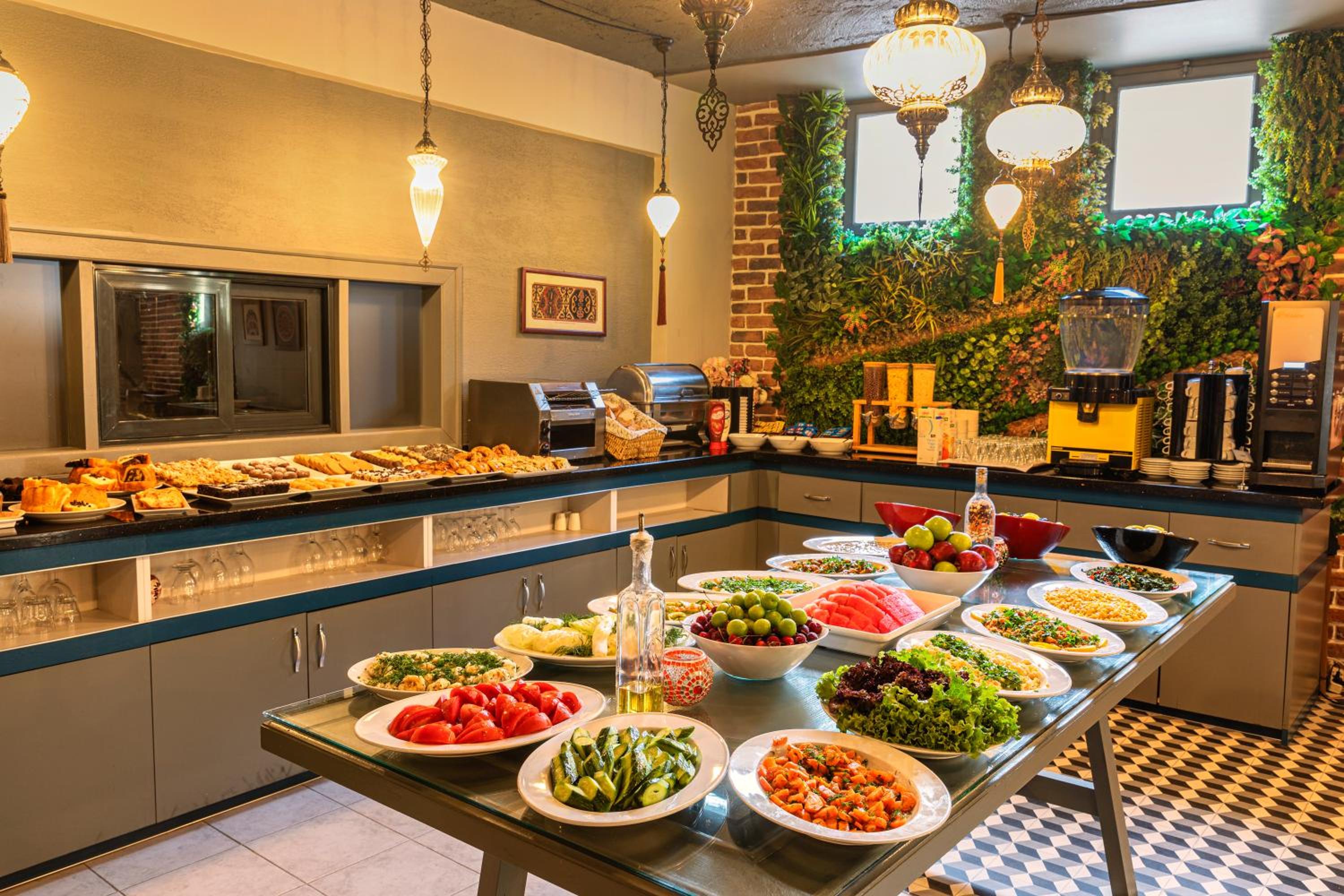 Azade Premier Otel - Image 39