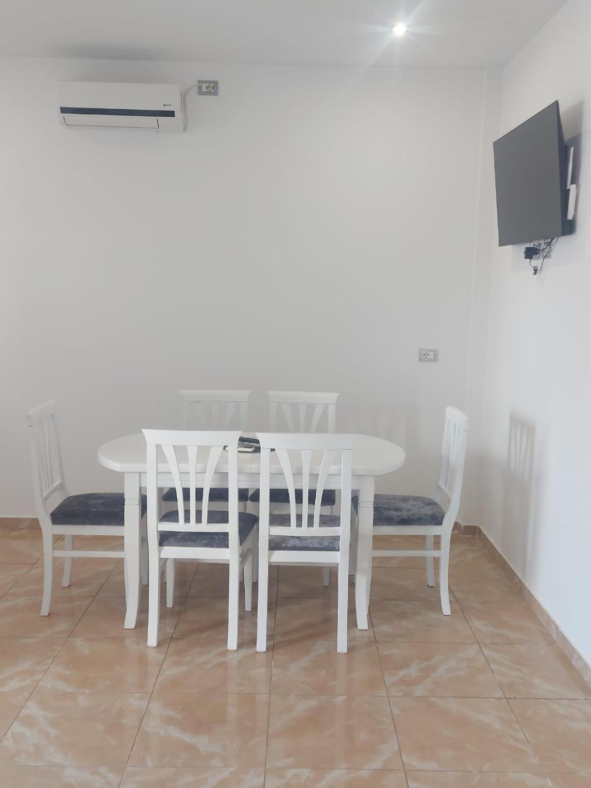 Piazza Apartments