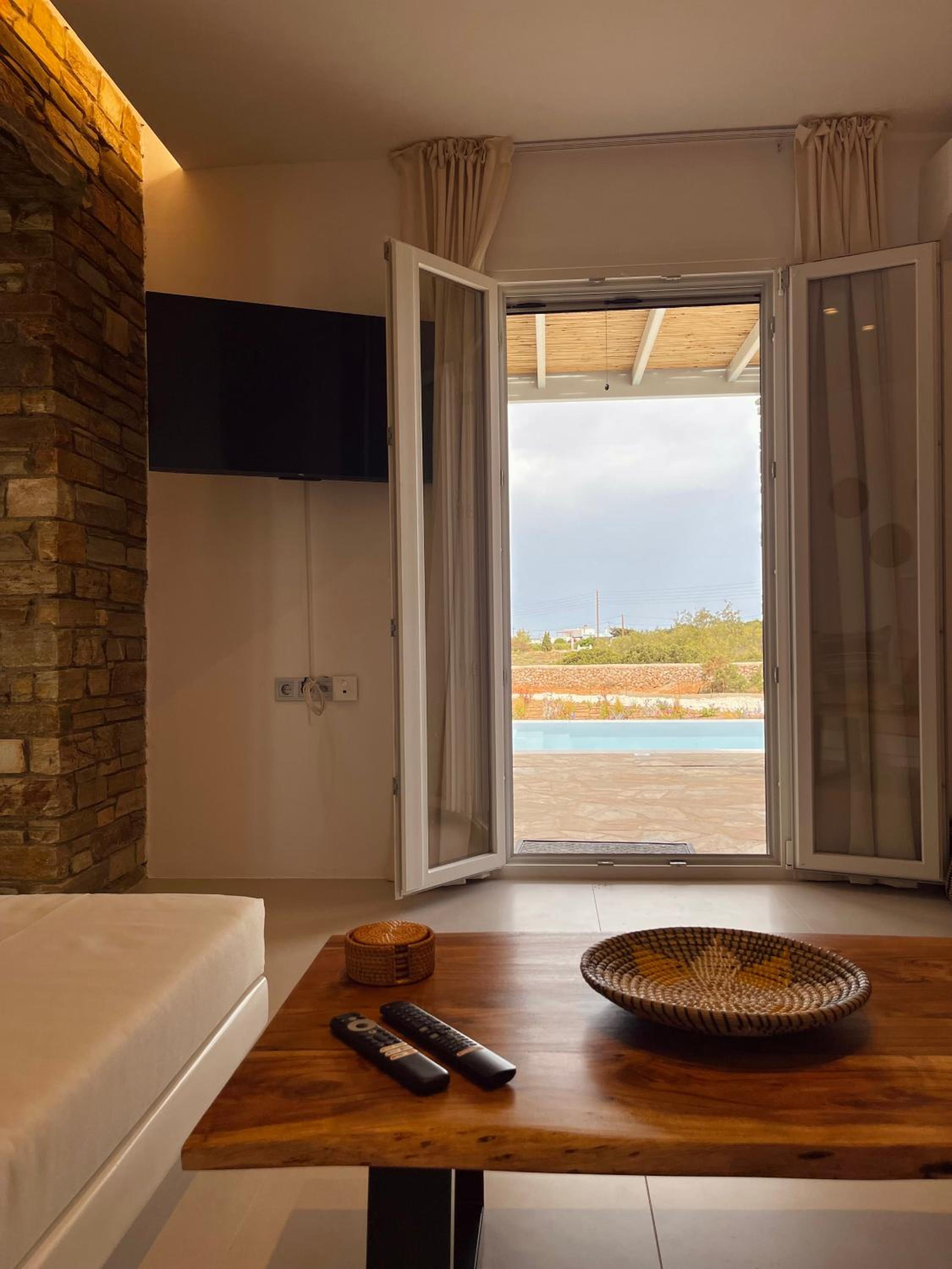 Yara Residence