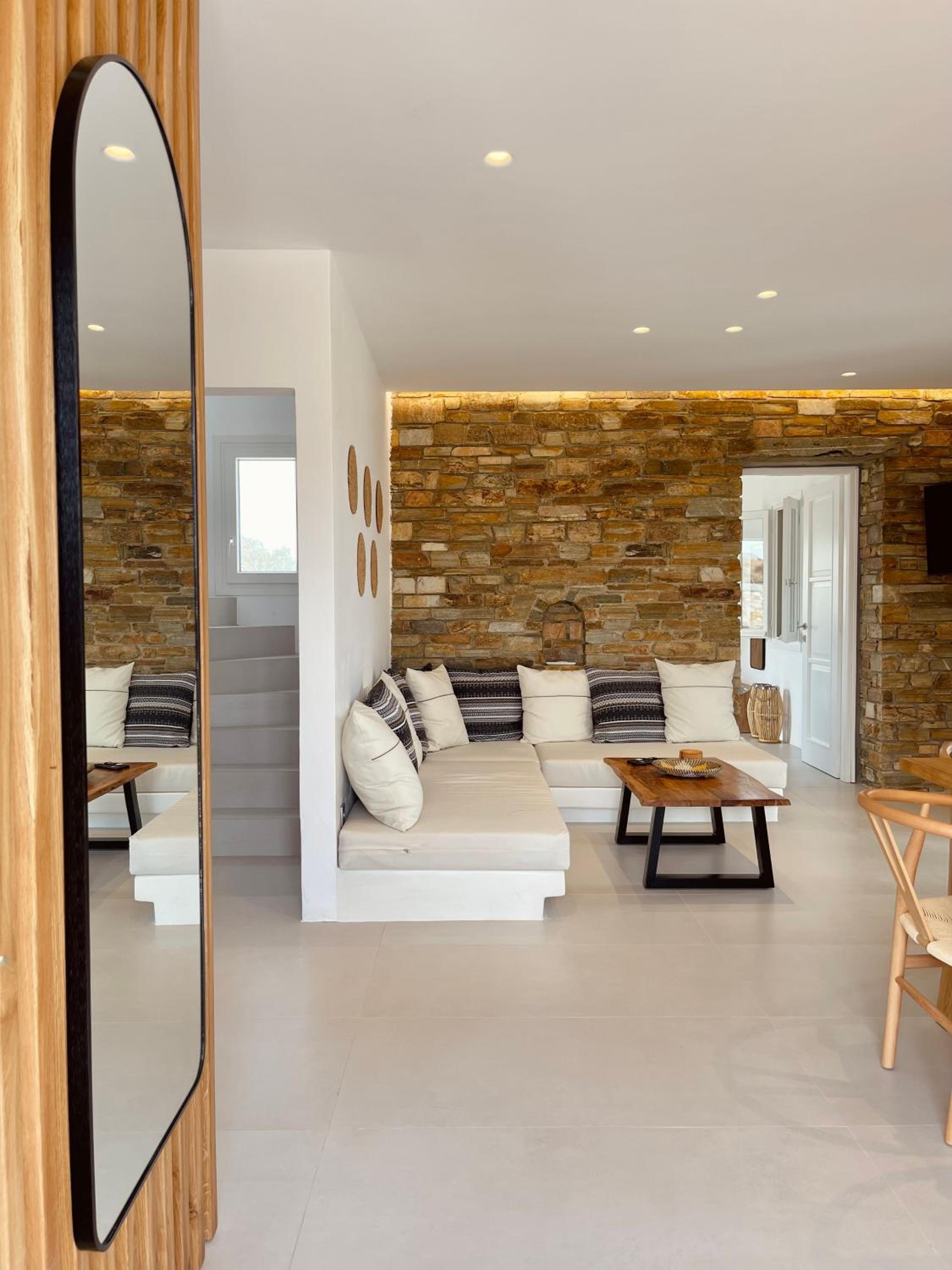 Yara Residence