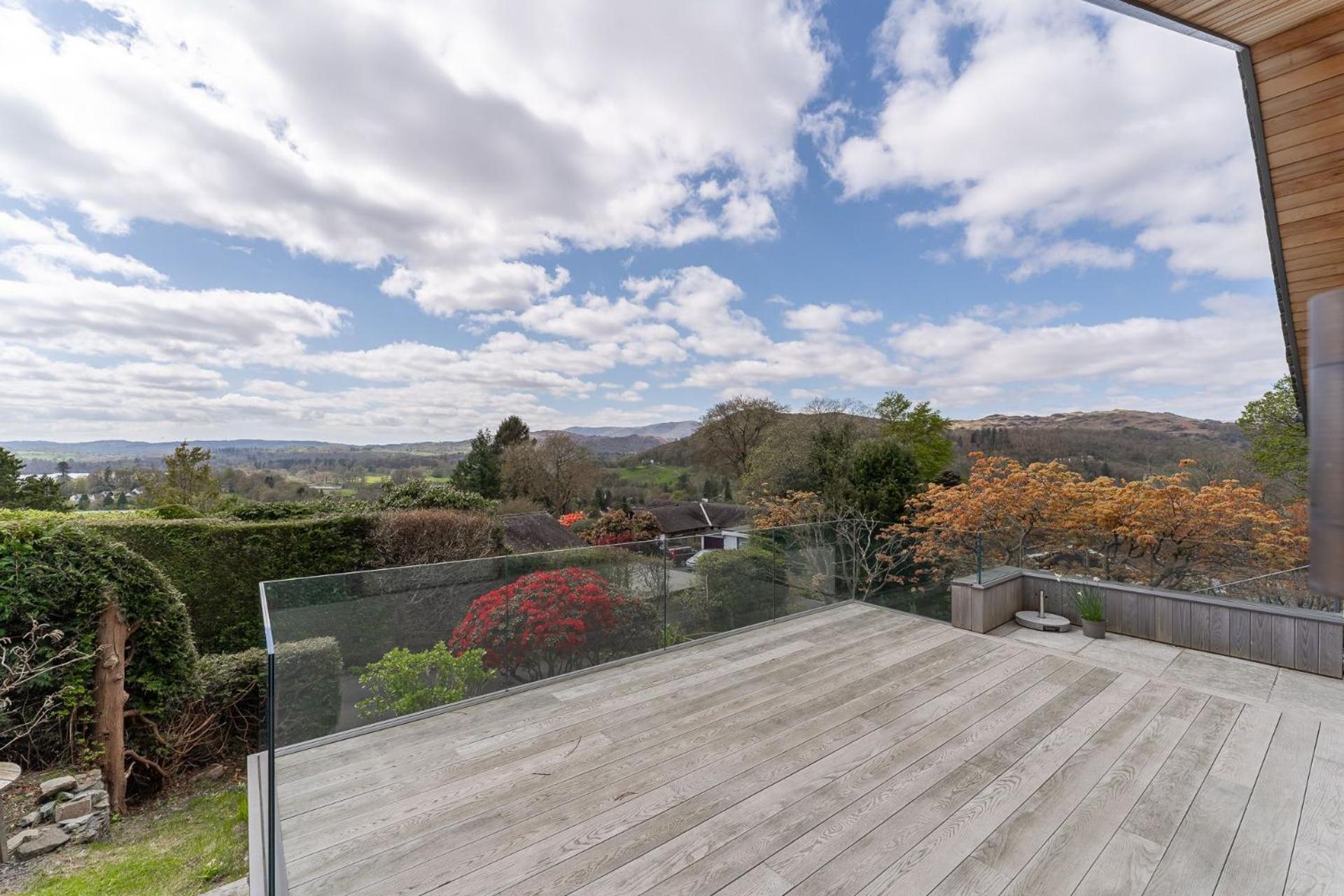 4 Bed in Ambleside oc-lr003 view 4