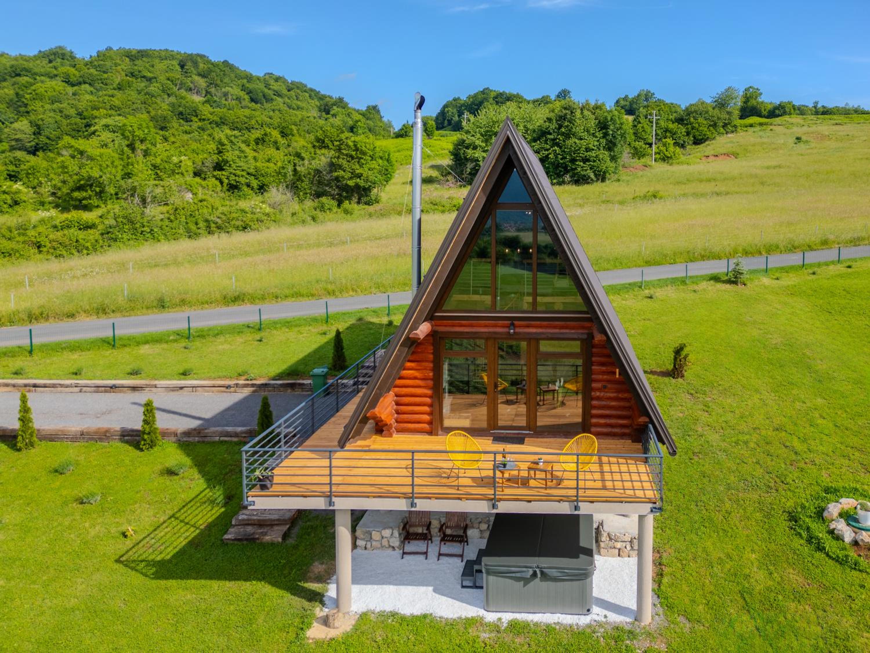 Kuća za odmor Sokolac view 4