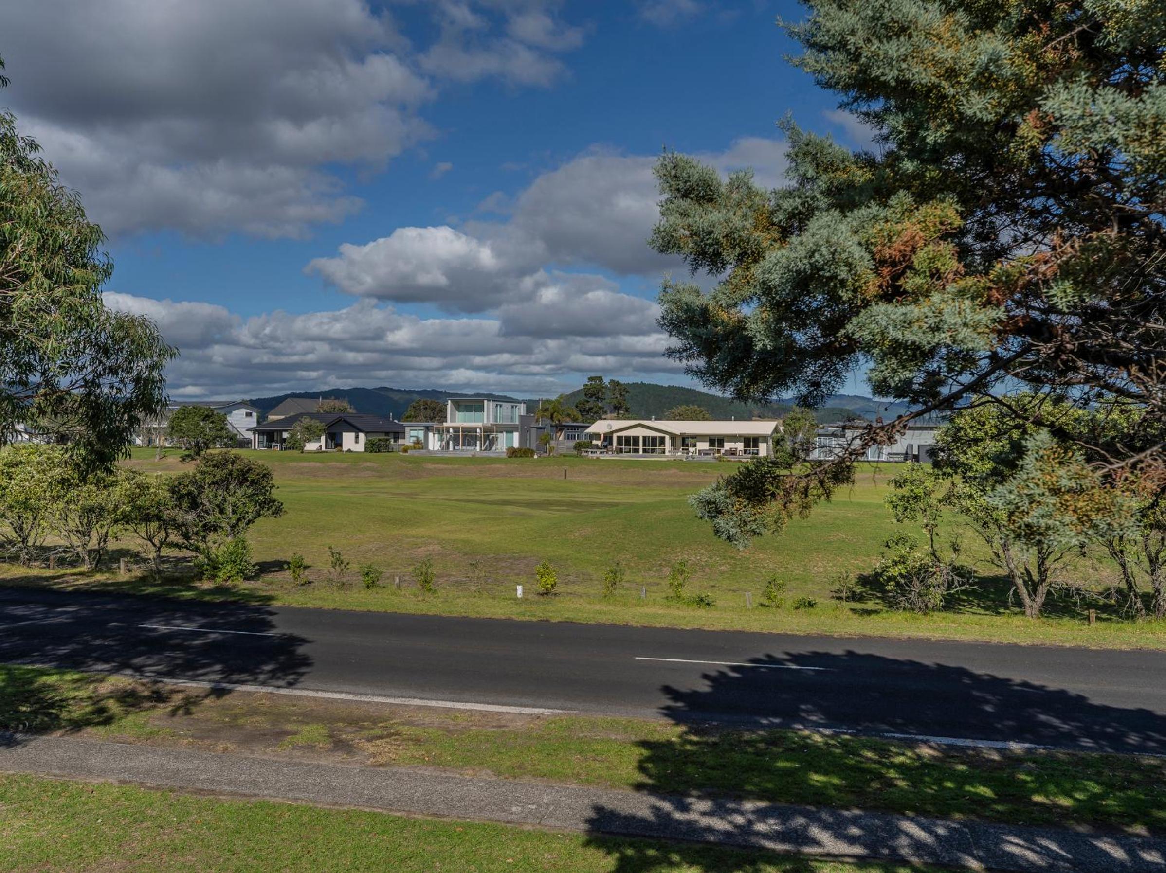 Beach Bliss Haven - Matarangi Holiday Home view 2